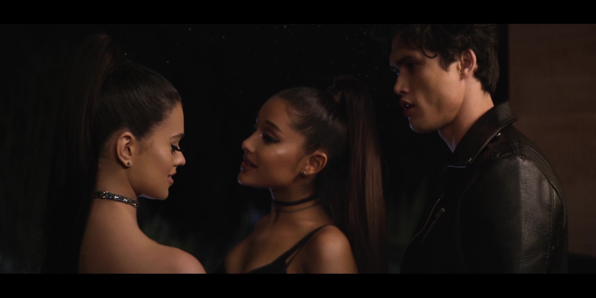 Yes and ariana перевод. Чарльз Мелтон и ариана Гранде. Ариана Гранде Герлфренд. Ariana grande Break up with your. Ариана Гранде girlfriend.