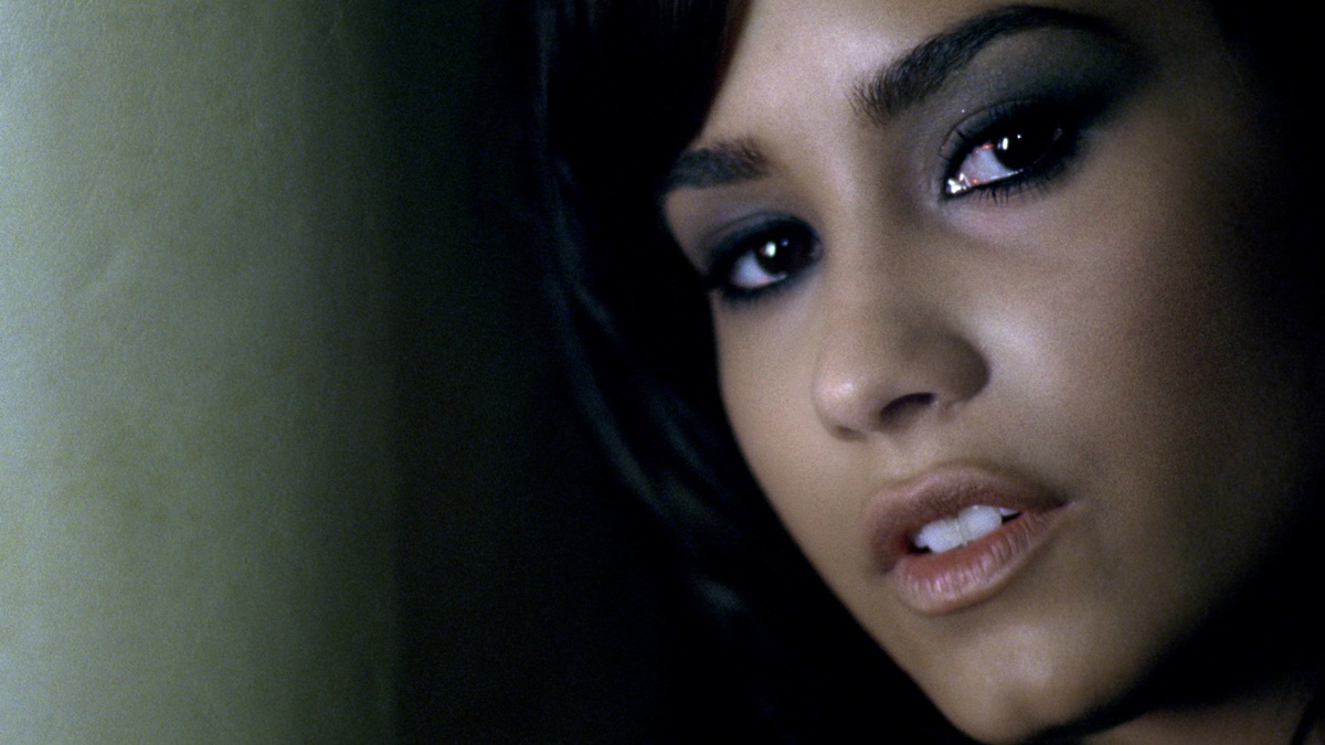 Demi lovato heart attack itunes. Demi lovato 2022. Деми ловато 2007. Ловато клип. Demi lovato sorry not sorry explicit version.