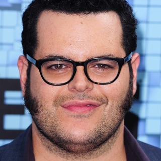 Josh Gad